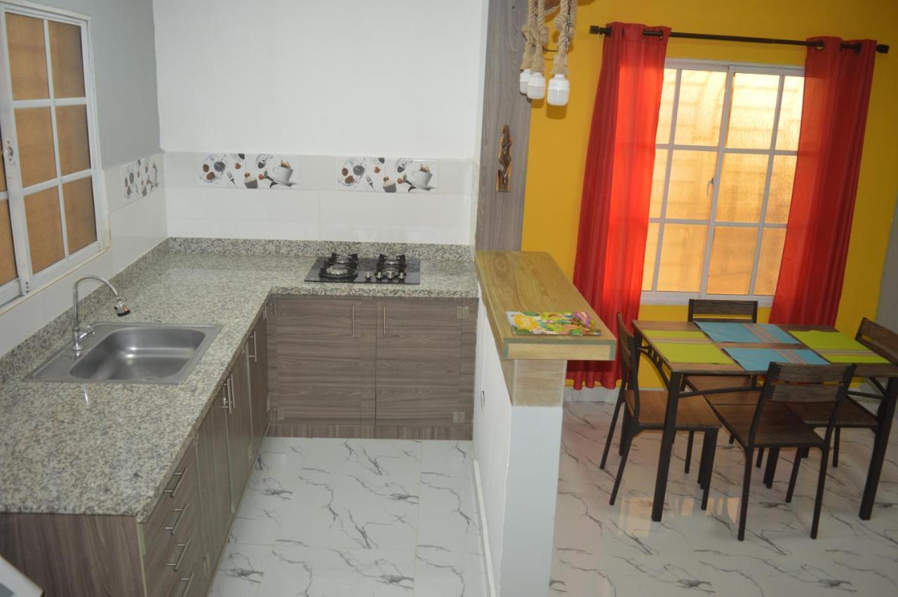 Apartamento Amueblado Caribe, Santo Domingo A 10 Minutos Del Aeropuerto Internacional De Las Americas Zewnętrze zdjęcie